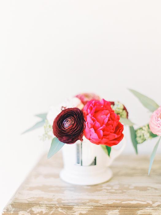DIY Love Mug Centerpiece