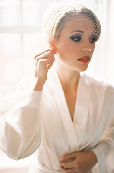 bride getting ready images