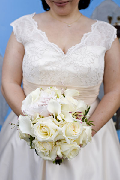 cream rose wedding bouquet