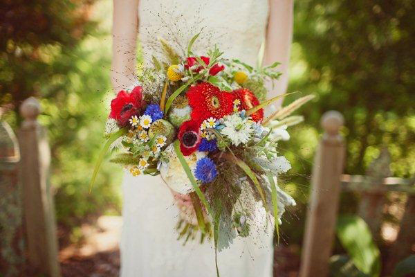 red anemone bouquet