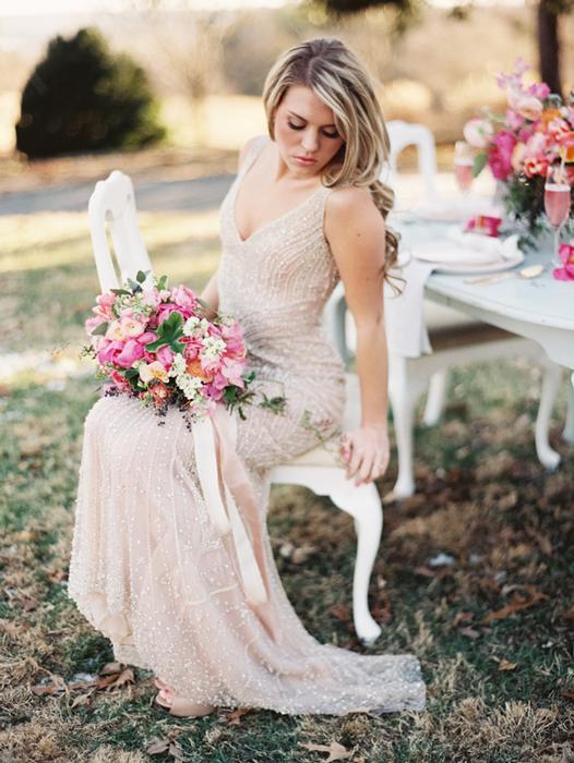 bride holding bouquet
