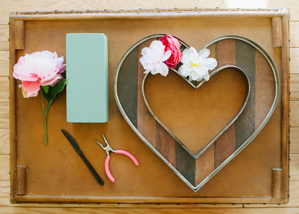DIY Silk Floral Wreath Ingredients
