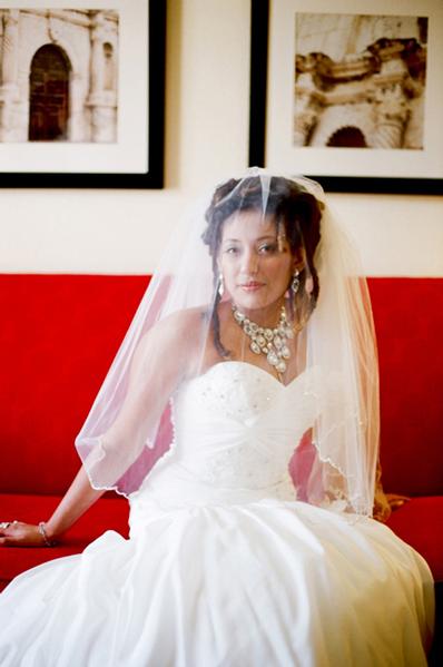 bride with veil