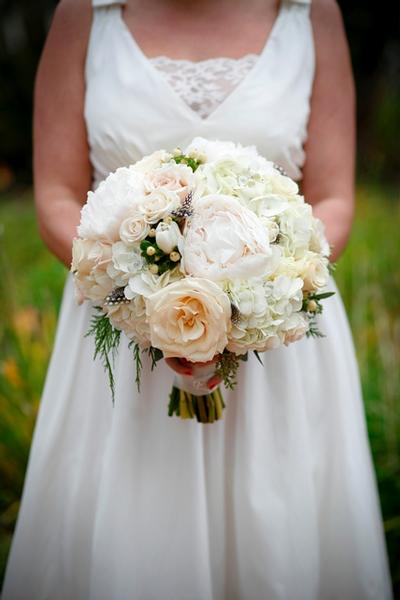 white hydrangea bouquet